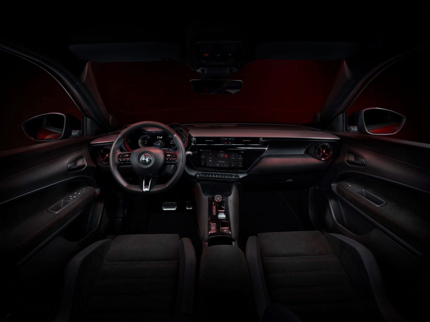 ALFA ROMEO JUNIOR ELETTRICA VELOCE: 280 CABALLOS DE DEPORTIVIDAD ELÉCTRICA V12MAGAZINE Alfa Romeo Junior Elettrica Veloce combina el ADN deportivo de la marca italiana en una versión completamente eléctrica, con 280 caballos de potencia, lujo y un diseño emblemático que cautiva a los amantes de la velocidad. V12MAGAZINE