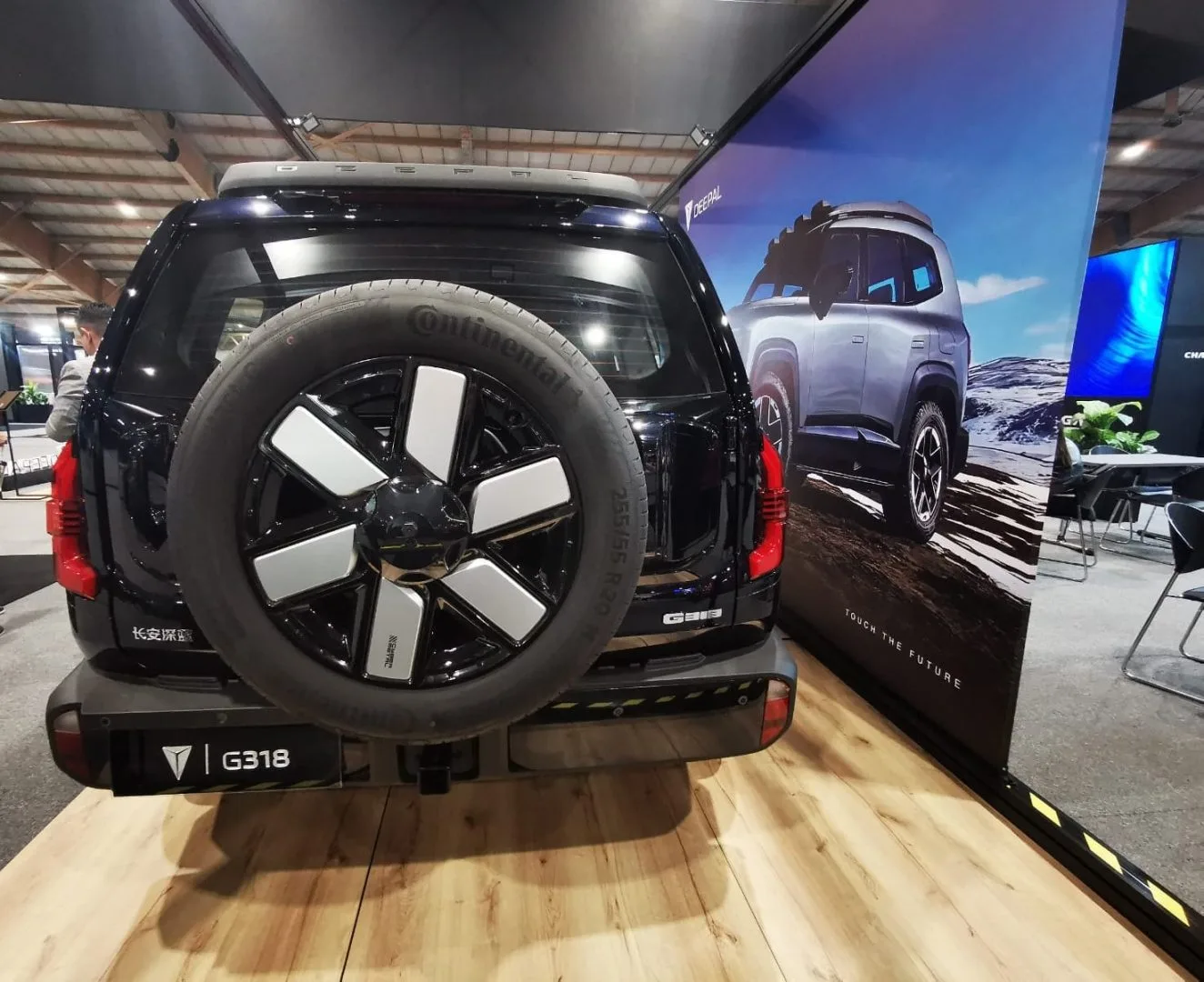 DEEPAL G318: CONOCE LA SUV HÍBRIDA DE RANGO EXTENDIDO QUE PODRÍA CAMBIAR EL FUTURO DEL OFF-ROAD EN COLOMBIA V12MAGAZINE La Deepal G318, la nueva SUV híbrida todoterreno de rango extendido, llega a Colombia para redefinir la aventura y el lujo. Con tecnología avanzada, diseño audaz y seguridad excepcional, es una joya de la marca de lujo de Changan. V12MAGAZINE