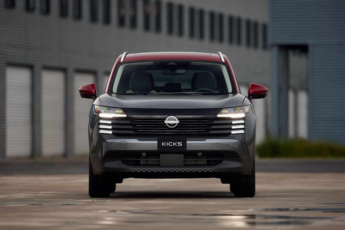 NUEVA NISSAN KICKS 2025: TECNOLOGÍA Y DISEÑO QUE REVOLUCIONAN EL SEGMENTO SUV V12MAGAZINE La nueva Nissan Kicks 2025 llega a Colombia con un rediseño radical y mejoras tecnológicas, marcando un hito en el segmento SUV. Descubre sus innovaciones y características destacadas. V12MAGAZINE