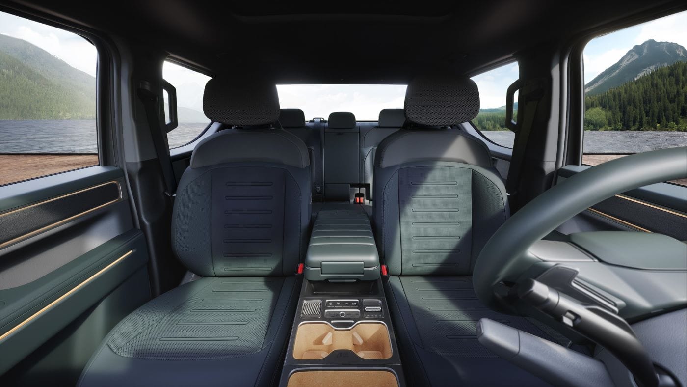 KIA TASMAN DESEMBARCA EN EL MUNDO PARA CAMBIAR EL SEGMENTO DE CAMIONETAS CON INNOVACIÓN Y VERSATILIDAD V12MAGAZINE La Kia Tasman se presenta como una pickup moderna que combina diseño, tecnología y versatilidad. Con una estructura sólida y una estética pensada para facilitar su uso en cualquier entorno, esta pickup marca un nuevo estándar en el segmento. V12MAGAZINE