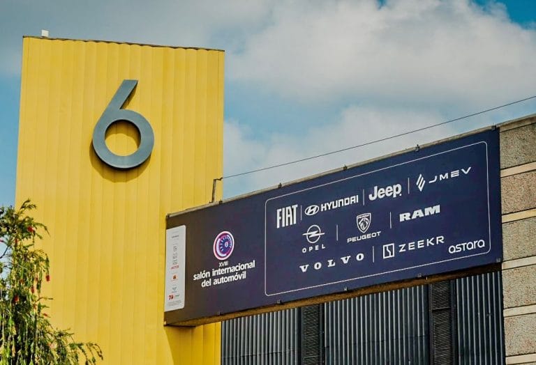 astara - colombia- salon del automovil - Fiat, Hyundai, Jeep, JMC, Opel, Peugeot, RAM, Volvo, y Zeekr