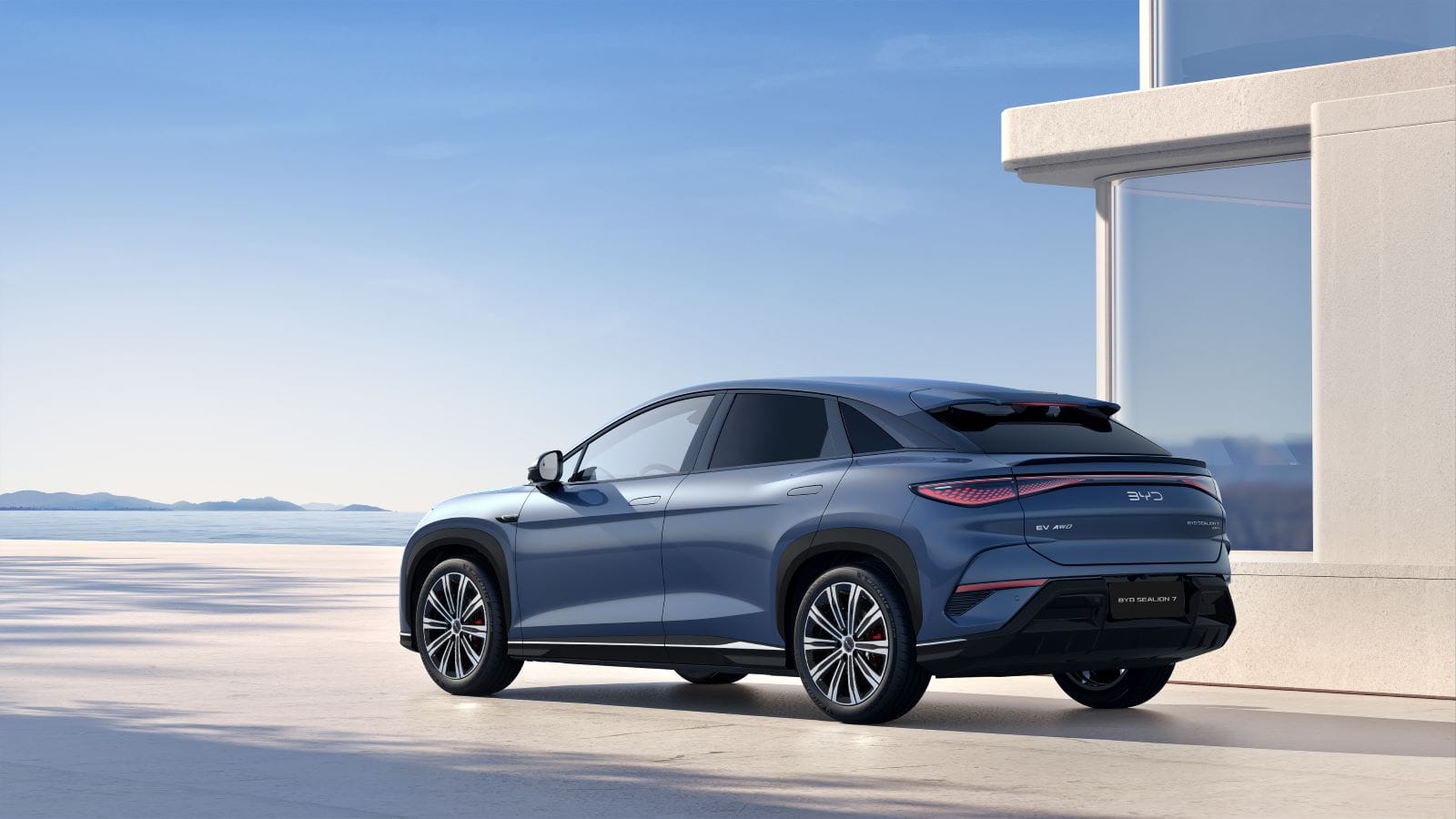 BYD SEA LION EV: EL SUV COUPÉ ELÉCTRICO QUE CAMBIARÁ LAS REGLAS EN COLOMBIA V12MAGAZINE El BYD Sea Lion EV ha llegado a Colombia con un diseño innovador, una tecnología sorprendente y un desempeño que lo convierte en el primer SUV coupé eléctrico de la marca, revolucionando el segmento. V12MAGAZINE