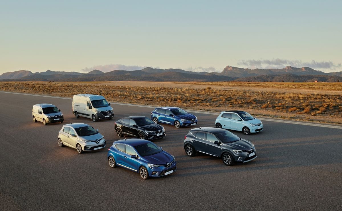 ESTA ES EVA, LA HERRAMIENTA CON INTELIGENCIA ARTICIAL QUE LE AYUDA EN LA COMPRA DE VEHÍCULOS ELÉCTRICOS V12MAGAZINE EVA, la nueva herramienta de Renault, está revolucionando la forma en que los clientes compran vehículos eléctricos. Con su inteligencia artificial, EVA promete simplificar y mejorar la experiencia de compra. V12MAGAZINE