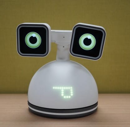 HONDA HARU: EL ROBOT CON INTELIGENCIA ARTIFICIAL QUE MOTIVA A LOS NIÑOS EN ATENCIÓN HOSPITALARIA V12MAGAZINE Honda - Haru