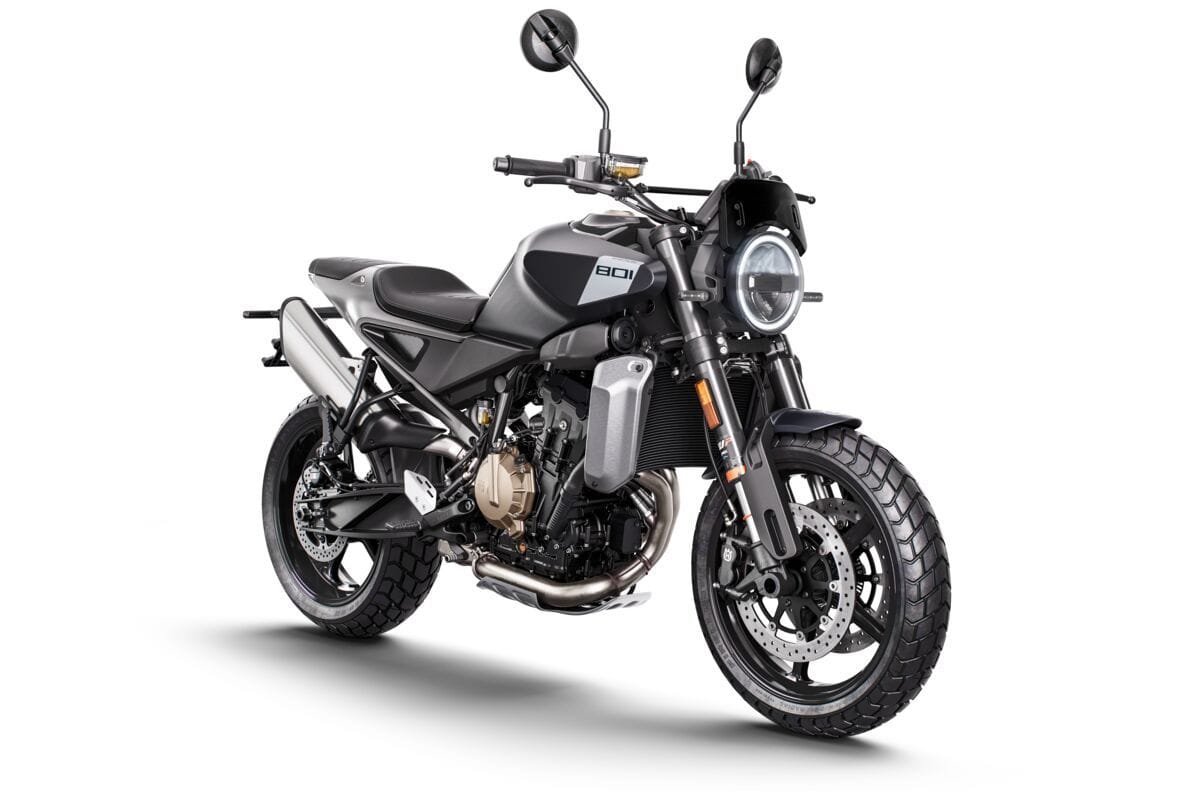 HUSQVARNA SVARTPILEN 801: LA JOYA DE DOS RUEDAS V12MAGAZINE Husqvarna Svartpilen 801