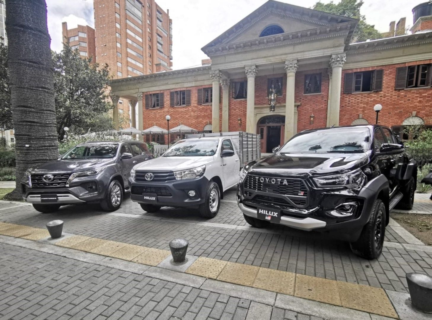 AUTOMOTORES TOYOTA DE COLOMBIA -