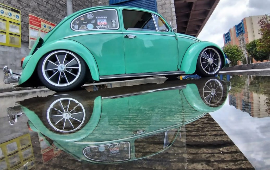 ¡ARRANCA EL MOTOR CAR MOVEMENT SHOW 2025! EL ESPECTÁCULO MÁS IMPORTANTE DEL MUNDO DE LOS AUTOS EN COLOMBIA V12MAGAZINE El Motor Car Movement Show 2025 está listo para encender motores en Corferias, consolidándose como la cita ineludible para los amantes del mundo de los autos. V12MAGAZINE