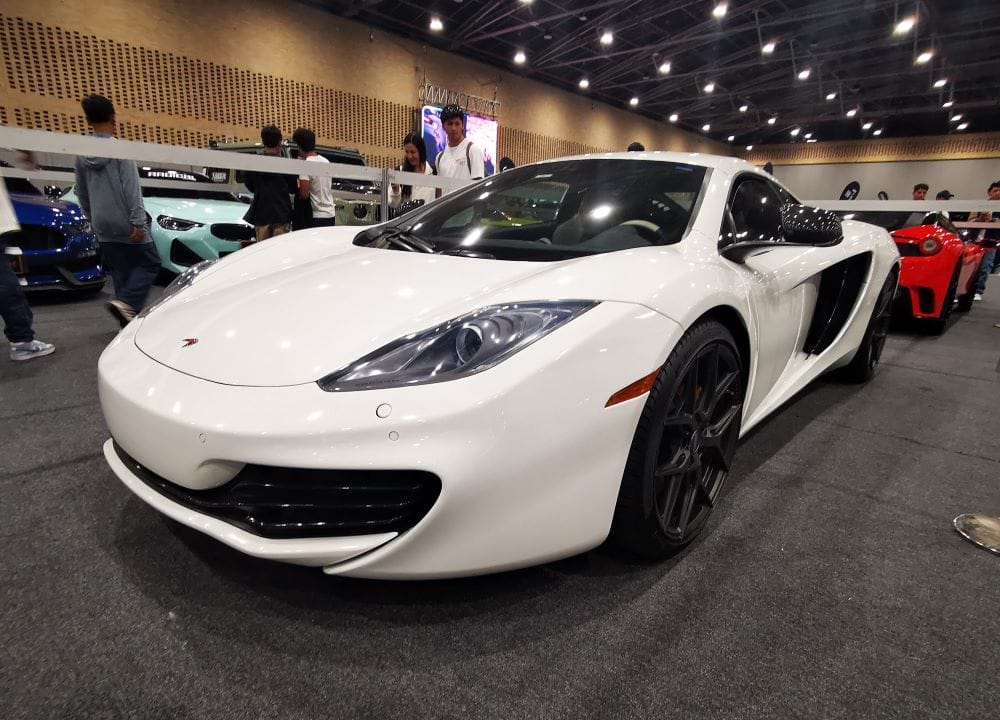 ¡ARRANCA EL MOTOR CAR MOVEMENT SHOW 2025! EL ESPECTÁCULO MÁS IMPORTANTE DEL MUNDO DE LOS AUTOS EN COLOMBIA V12MAGAZINE El Motor Car Movement Show 2025 está listo para encender motores en Corferias, consolidándose como la cita ineludible para los amantes del mundo de los autos. V12MAGAZINE