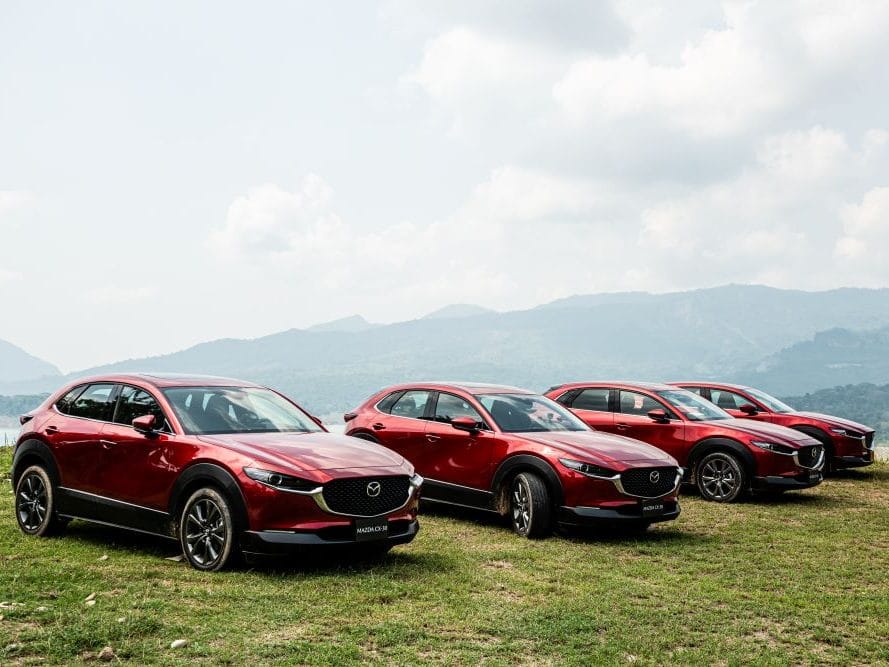 MAZDA CX-30: DESCUBRA LAS RAZONES DETRÁS DE SU POPULARIDAD V12MAGAZINE Mazda CX-30 logró un nuevo hito en Colombia, consolidándose como el vehículo más vendido del país en 2024. Este éxito no es una casualidad, sino el resultado de una combinación de diseño, tecnología y desempeño que conquistó a los colombianos. V12MAGAZINE