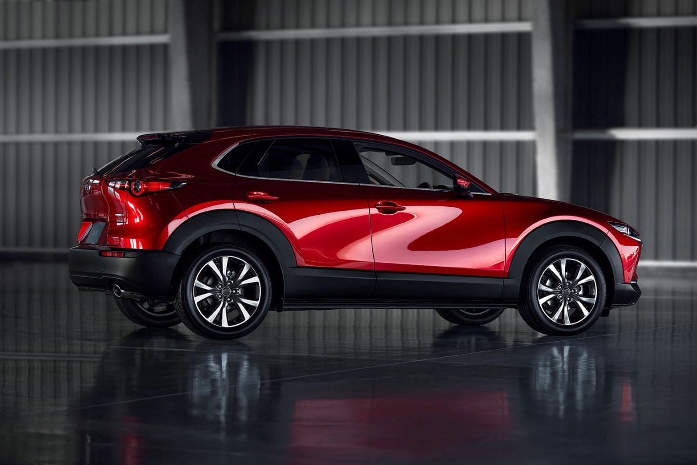 MAZDA CX-30: DESCUBRA LAS RAZONES DETRÁS DE SU POPULARIDAD V12MAGAZINE Mazda CX-30 logró un nuevo hito en Colombia, consolidándose como el vehículo más vendido del país en 2024. Este éxito no es una casualidad, sino el resultado de una combinación de diseño, tecnología y desempeño que conquistó a los colombianos. V12MAGAZINE