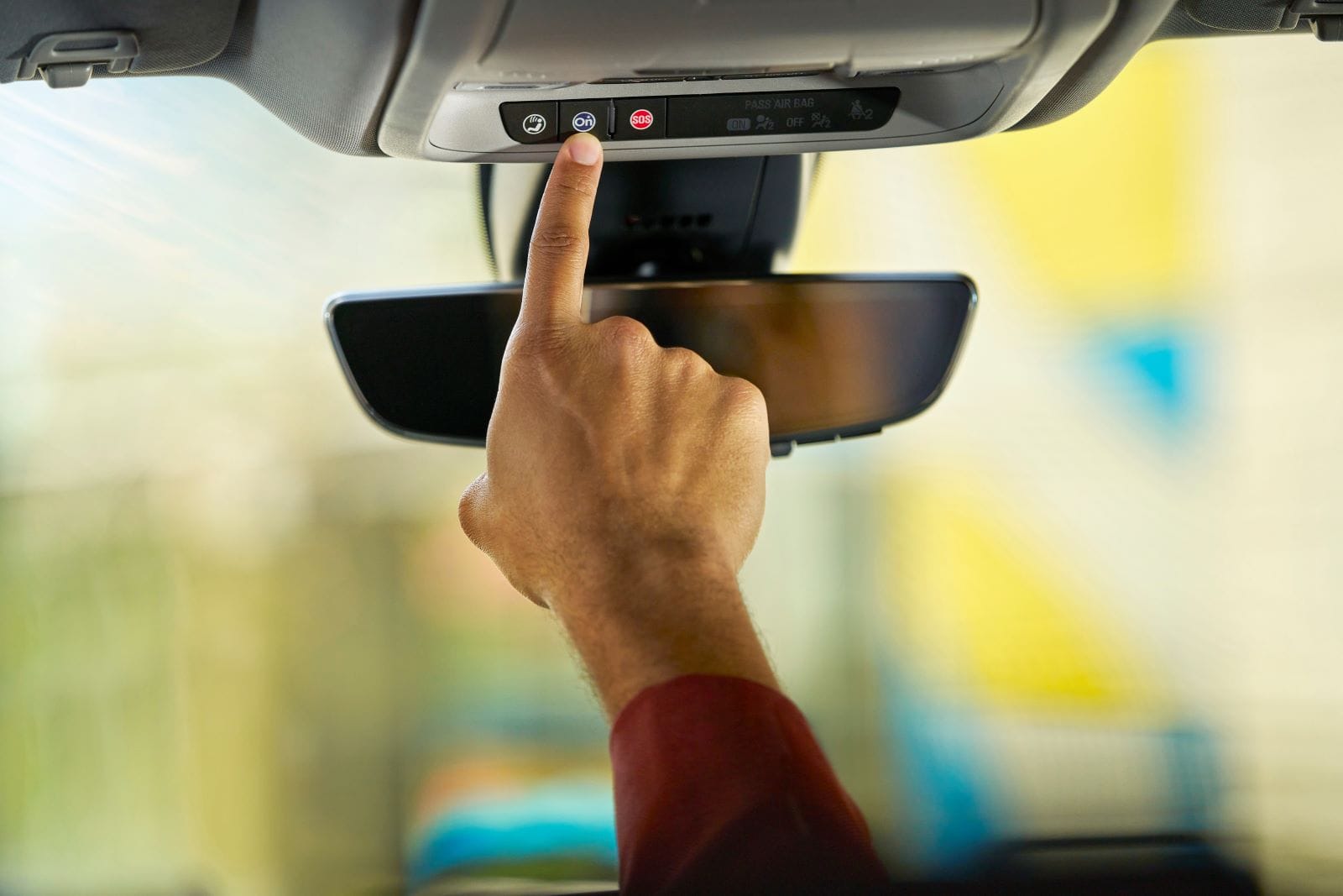LA MAGIA DE ONSTAR HACE POSIBLE EN ESTA NAVIDAD SABER EN DÓNDE ESTÁ PAPÁ NOEL V12MAGAZINE OnStar