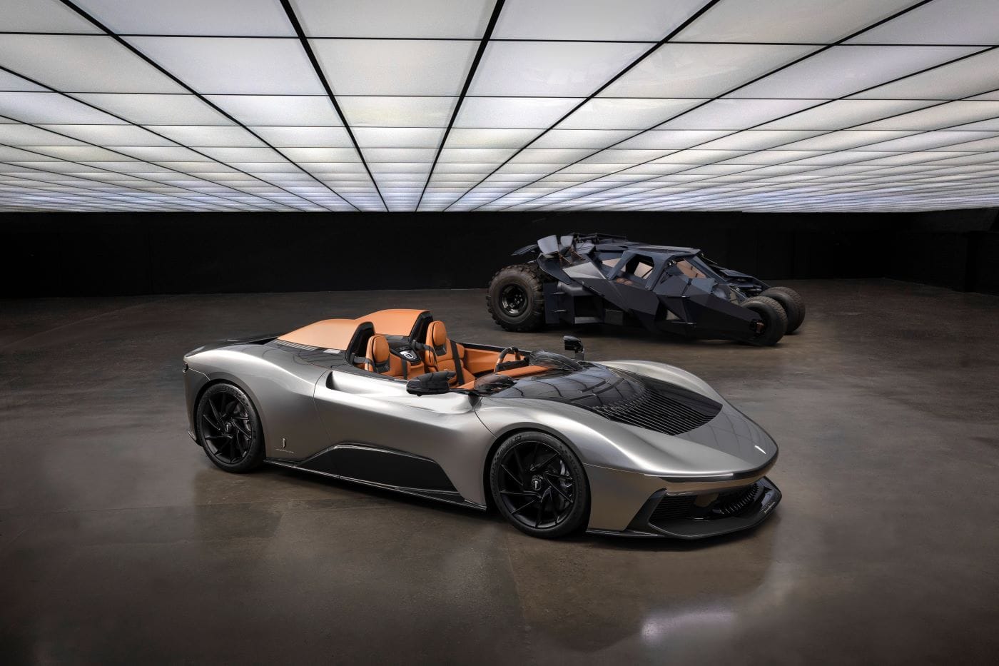 PININFARINA B95 GOTHAM: EL HIPERDEPORTIVO ELÉCTRICO MÁS POTENTE QUE “TRASNOCHA” A BATMAN V12MAGAZINE El Pininfarina B95 Gotham es un hiperdeportivo eléctrico que combina diseño vanguardista, tecnología sostenible y una potencia impresionante de 1.900 caballos. V12MAGAZINE