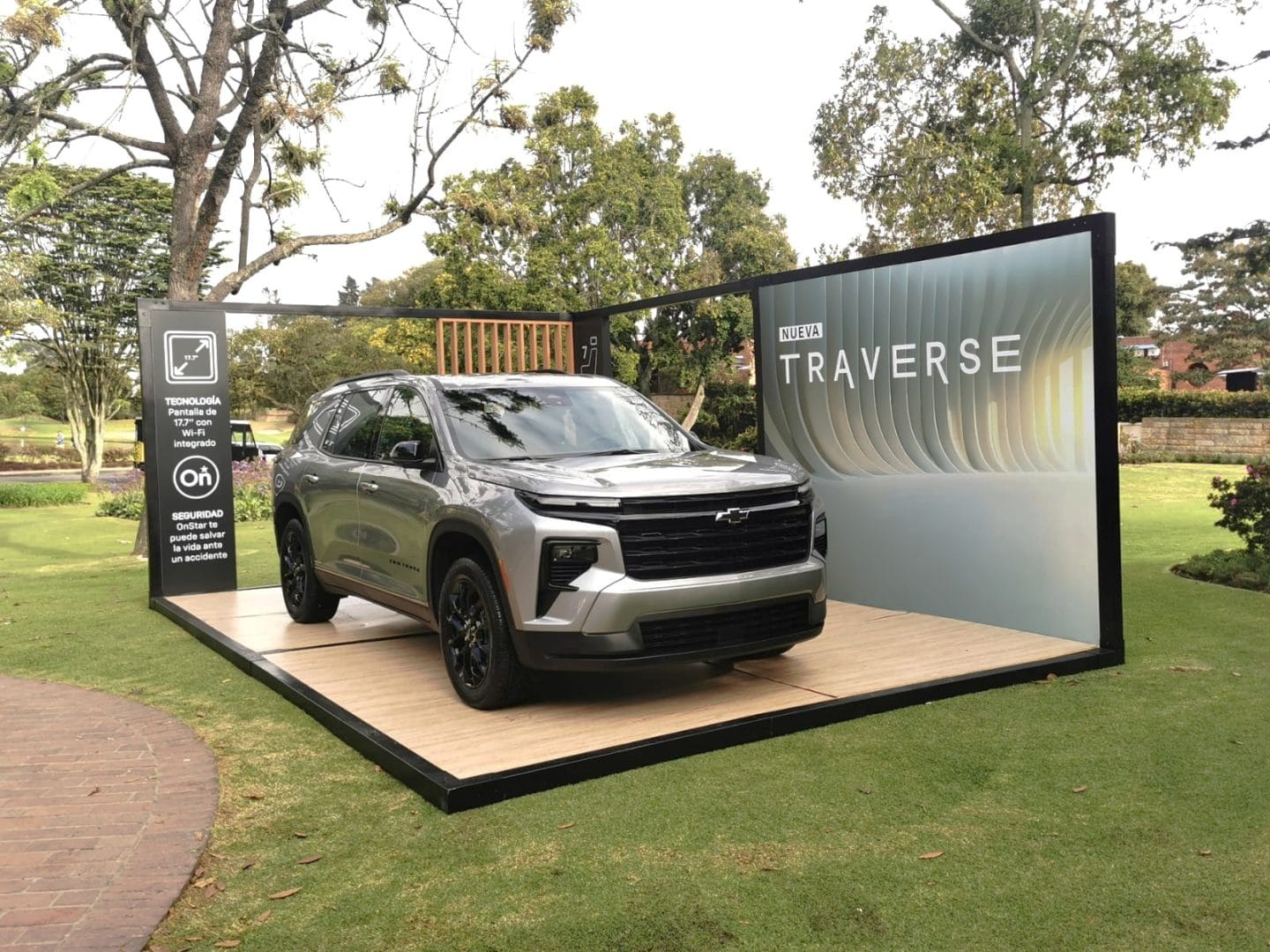 CHEVROLET TRAVERSE 2025: INNOVACIÓN CON ALTURA PARA FAMILIAS COLOMBIANAS V12MAGAZINE Chevrolet Traverse