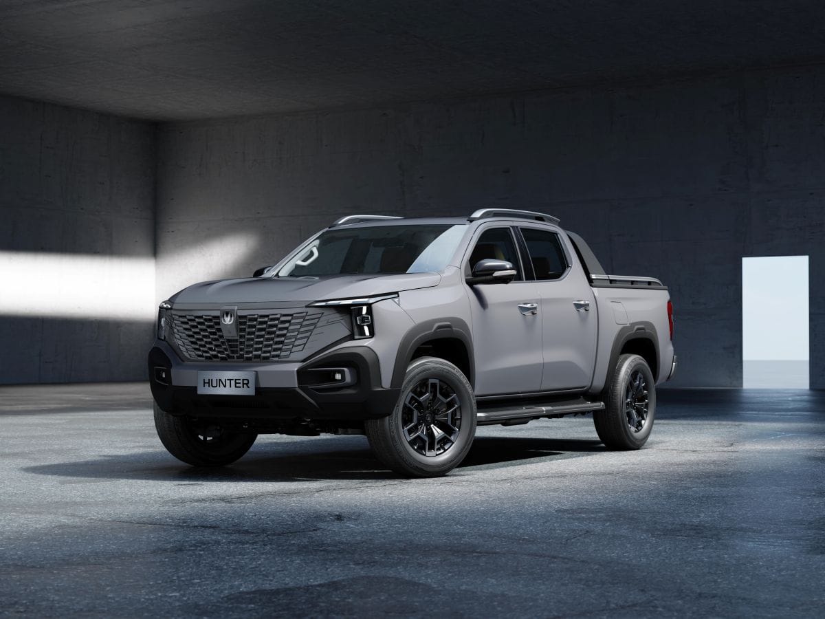 CHANGAN HUNTER: POTENCIA Y AUTONOMÍA EN LA PRIMERA PICK-UP HÍBRIDA DE RANGO EXTENDIDO ENCHUFABLE QUE LLEGA A COLOMBIA V12MAGAZINE Changan Hunter irrumpe en el mercado colombiano como un torbellino de innovación, potencia y versatilidad. Este vehículo, presentado por Changan Colombia y respaldado por el Grupo Vardí, llega para redefinir el segmento de las pick-ups con su tecnología híbrida de rango extendido enchufable y el platón más grande de su categoría. V12MAGAZINE