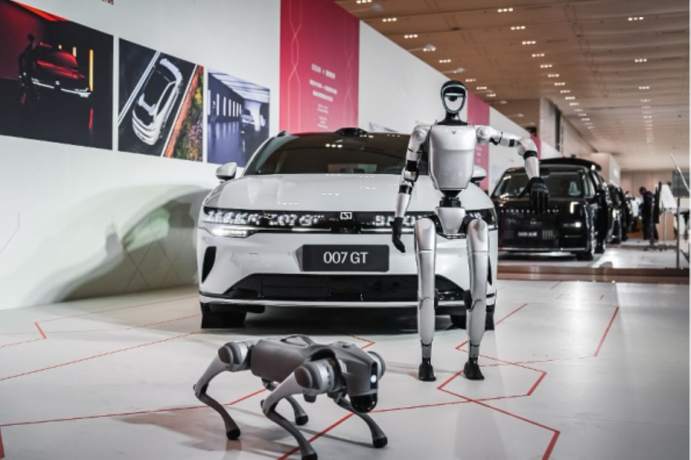 ZEEKR CAMBIA EL JUEGO: LANZA EL G-PILOT, UN SISTEMA QUE PRETENDE REVOLUCIONAR LA CONDUCCIÓN V12MAGAZINE Zeekr acaba de presentar el Zeekr G-Pilot, una solución de conducción inteligente que promete llevar la autonomía de puerta a puerta a otro nivel. Prepárate para un viaje donde la tecnología, la seguridad y la innovación se fusionan para transformar cómo te mueves. V12MAGAZINE