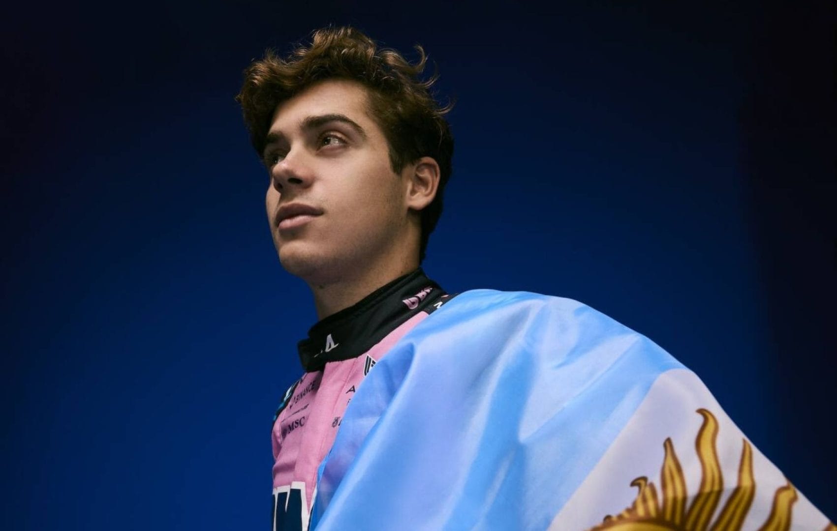 FRANCO COLAPINTO DESATA LA REVOLUCIÓN EN ALPINE: ¡UNA DECISIÓN PODEROSA QUE SACUDE LA F1! V12MAGAZINE Colapinto