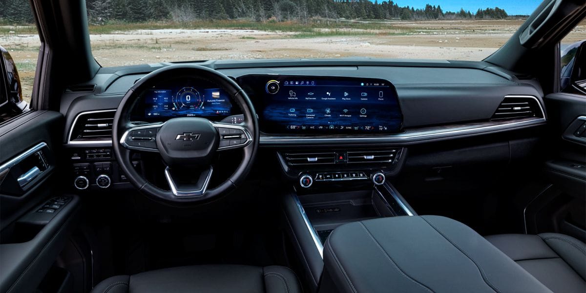 CHEVROLET TAHOE 2025 IRRUMPE EN COLOMBIA: FUERZA BRUTAL, LUJO SIN LÍMITES V12MAGAZINE La Chevrolet Tahoe 2025 irrumpe en Colombia como un titán de las SUV, fusionando potencia descomunal, tecnología de punta y lujo premium para conquistar cualquier terreno. V12MAGAZINE
