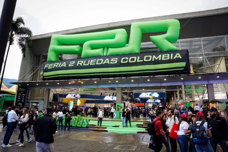 Fachada feria 2 ruedas - motos - medellín -