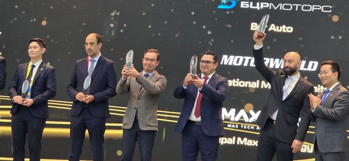 CHANGAN Y DEEPAL COLOMBIA TRIUNFAN CON EL GALARDÓN ENDURING PARTNERSHIP AWARD V12MAGAZINE Changan