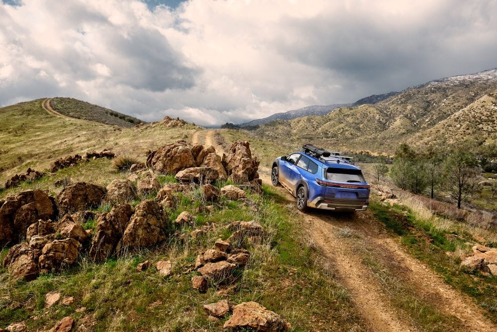 SUBARU TRAILSEEKER 2026: EL SUV ELÉCTRICO QUE REVOLUCIONA LA AVENTURA V12MAGAZINE Subaru irrumpe en el mercado con el nuevo Subaru Trailseeker 2026, un SUV totalmente eléctrico que combina potencia, tecnología avanzada y la icónica tracción integral simétrica para aventuras sin límites. Podría reforzar el portafolio de la marca en Colombia el próximo año V12MAGAZINE