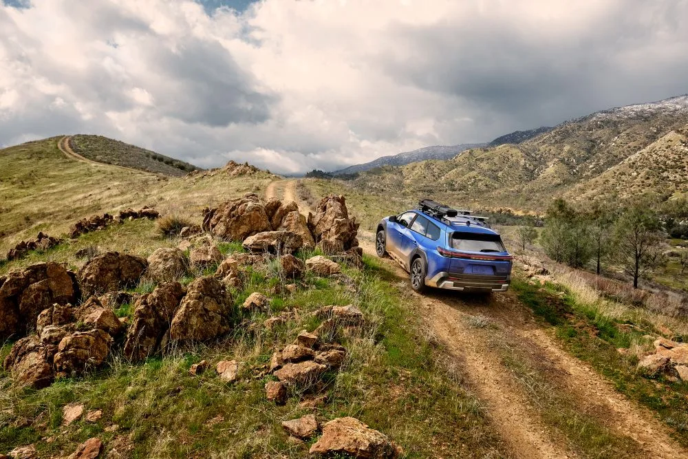 SUBARU TRAILSEEKER 2026: EL SUV ELÉCTRICO QUE REVOLUCIONA LA AVENTURA V12MAGAZINE Subaru irrumpe en el mercado con el nuevo Subaru Trailseeker 2026, un SUV totalmente eléctrico que combina potencia, tecnología avanzada y la icónica tracción integral simétrica para aventuras sin límites. Podría reforzar el portafolio de la marca en Colombia el próximo año V12MAGAZINE