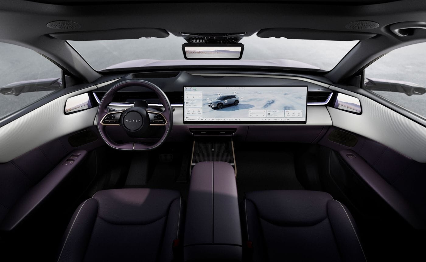 MAZDA EZ-60: INNOVACIÓN IMPACTANTE EN EL SALÓN DE SHANGHÁI V12MAGAZINE En el vibrante Salón del Automóvil de Shanghái 2025, Mazda deslumbró al mundo con el MAZDA EZ-60, un SUV eléctrico que promete revolucionar la movilidad en China. V12MAGAZINE