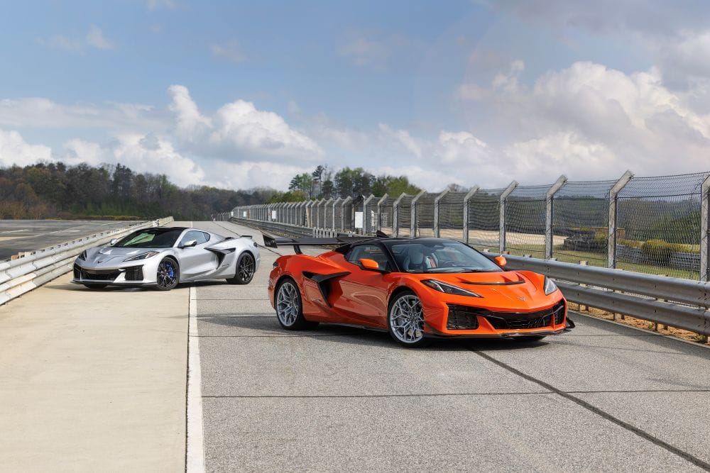 CORVETTE ZR1X 2026: EL HIPERAUTO QUE REDEFINE EL PODER AMERICANO V12MAGAZINE Corvette ZR1X 2026