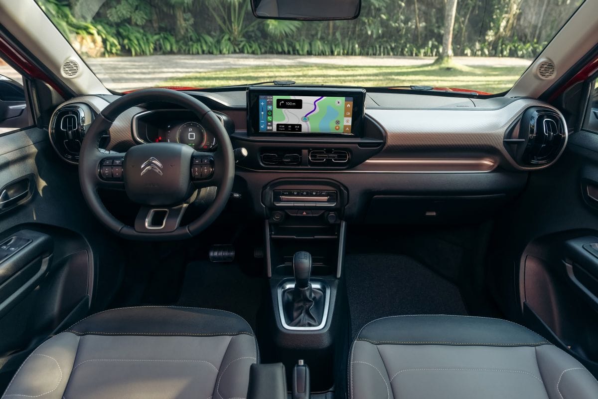 CITROËN BASALT: EL SUV-SEDÁN QUE TE VA A VOLAR LA CABEZA V12MAGAZINE Citroën Basalt irrumpe en Colombia con su propuesta disruptiva en diseño SUV coupé, ofreciendo espacio, confort y versatilidad para familias modernas con estilo y funcionalidad. V12MAGAZINE