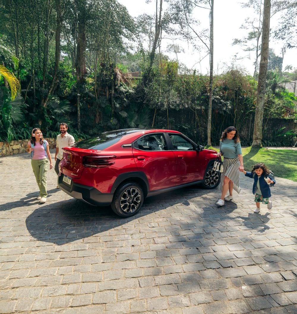 CITROËN BASALT: EL SUV-SEDÁN QUE TE VA A VOLAR LA CABEZA V12MAGAZINE Citroën Basalt irrumpe en Colombia con su propuesta disruptiva en diseño SUV coupé, ofreciendo espacio, confort y versatilidad para familias modernas con estilo y funcionalidad. V12MAGAZINE