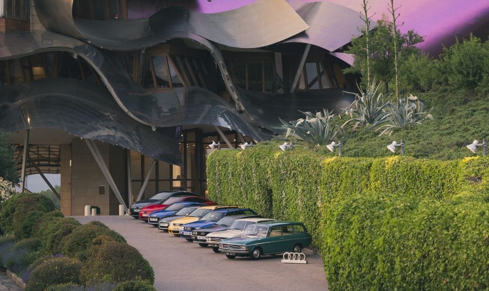 AUDI CELEBRA 60 AÑOS DE INNOVACIÓN: LA REVOLUCIÓN DEL DISEÑO AUTOMOTRIZ V12MAGAZINE Audi