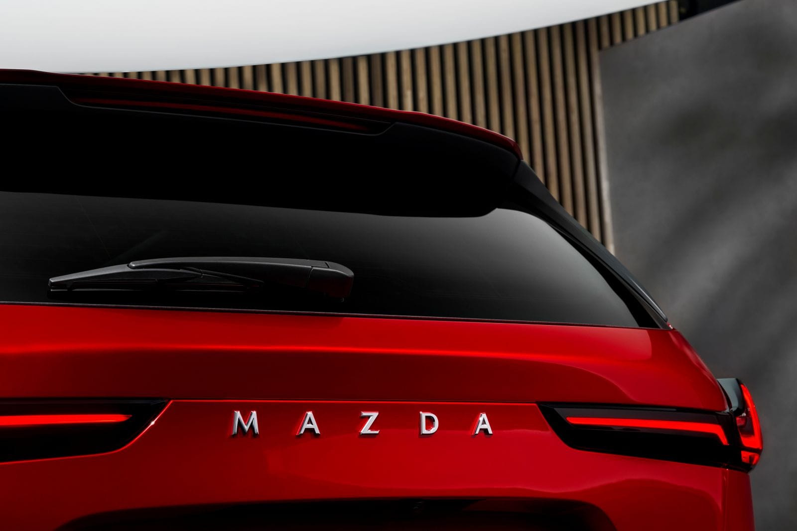 ¡REVOLUCIÓN JAPONESA! EL NUEVO MAZDA CX-5 2025 LLEGA MÁS TECNOLÓGICO Y VERSÁTIL QUE NUNCA V12MAGAZINE El totalmente nuevo Mazda CX-5 ya está listo para conquistar el mundo y reafirmar su lugar como uno de los SUV más vendidos y queridos del planeta. Presentado oficialmente a nivel global, esta nueva generación representa un gran salto en diseño, tecnología y versatilidad. V12MAGAZINE