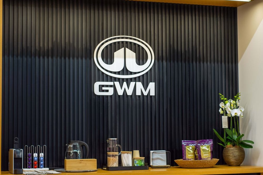 GWM LLEGA A USAQUÉN PLAZA PARA REDEFINIR LA EXPERIENCIA DE COMPRA DEL CLIENTE V12MAGAZINE El arribo de GWM a Usaquén Plaza marca un hito para la industria automotriz en Bogotá. Este nuevo Centro de Experiencia Inchcape integra lo mejor en innovación, diseño y tecnología automotriz bajo un solo techo. V12MAGAZINE