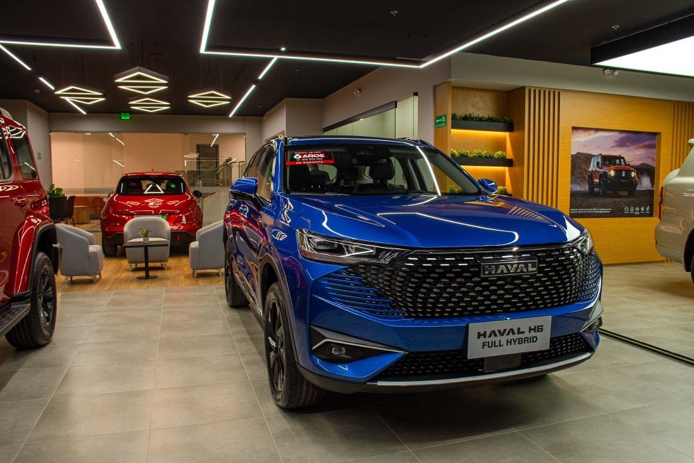 GWM LLEGA A USAQUÉN PLAZA PARA REDEFINIR LA EXPERIENCIA DE COMPRA DEL CLIENTE V12MAGAZINE El arribo de GWM a Usaquén Plaza marca un hito para la industria automotriz en Bogotá. Este nuevo Centro de Experiencia Inchcape integra lo mejor en innovación, diseño y tecnología automotriz bajo un solo techo. V12MAGAZINE