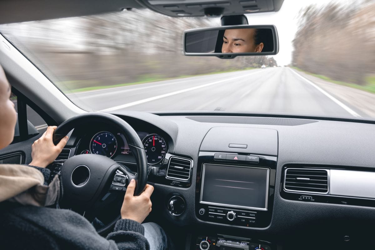 ¡CUIDADO! ESTE FLUIDO VENCE CADA 2 AÑOS Y PUEDE ESTAR SABOTEANDO SU AUTO V12MAGAZINE fluido vence cada 2 años