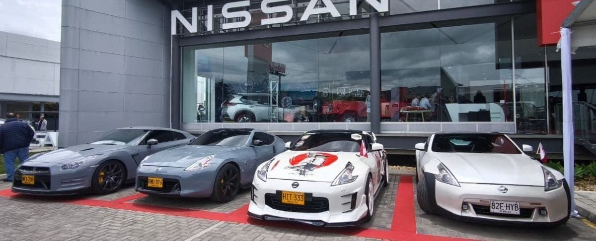 RUTA 65: LA ESPECTACULAR CARAVANA CON LA QUE NISSAN CELEBRA 65 AÑOS EN COLOMBIA V12MAGAZINE Nissan 65 años en Colombia