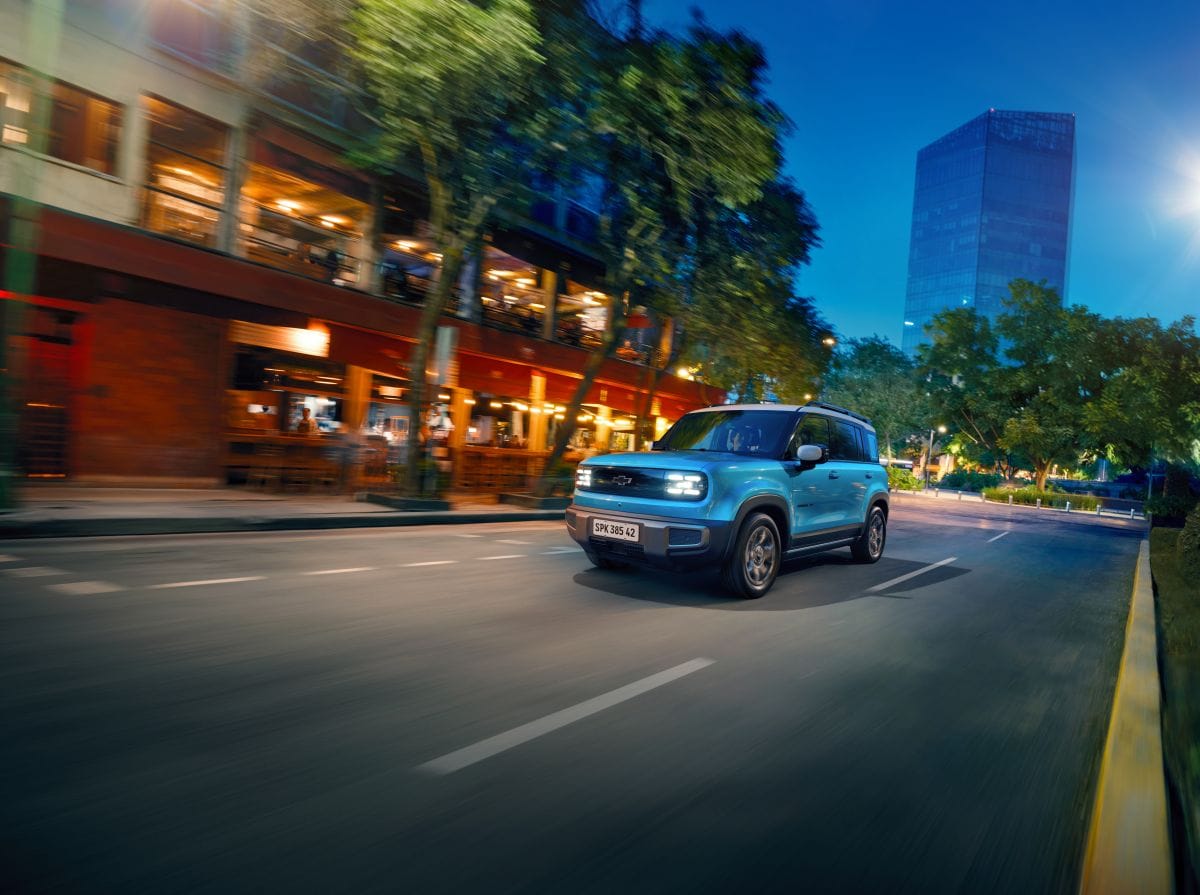 CHEVROLET SPARK EUV: UN SUV ELÉCTRICO CON ALMA DE LEYENDA Y CORAZÓN FUTURISTA ¡LO PROBAMOS! V12MAGAZINE El Chevrolet Spark EUV ya está en Colombia y redefine la movilidad urbana con tecnología real, autonomía confiable y seguridad pensada para la vida diaria. V12MAGAZINE