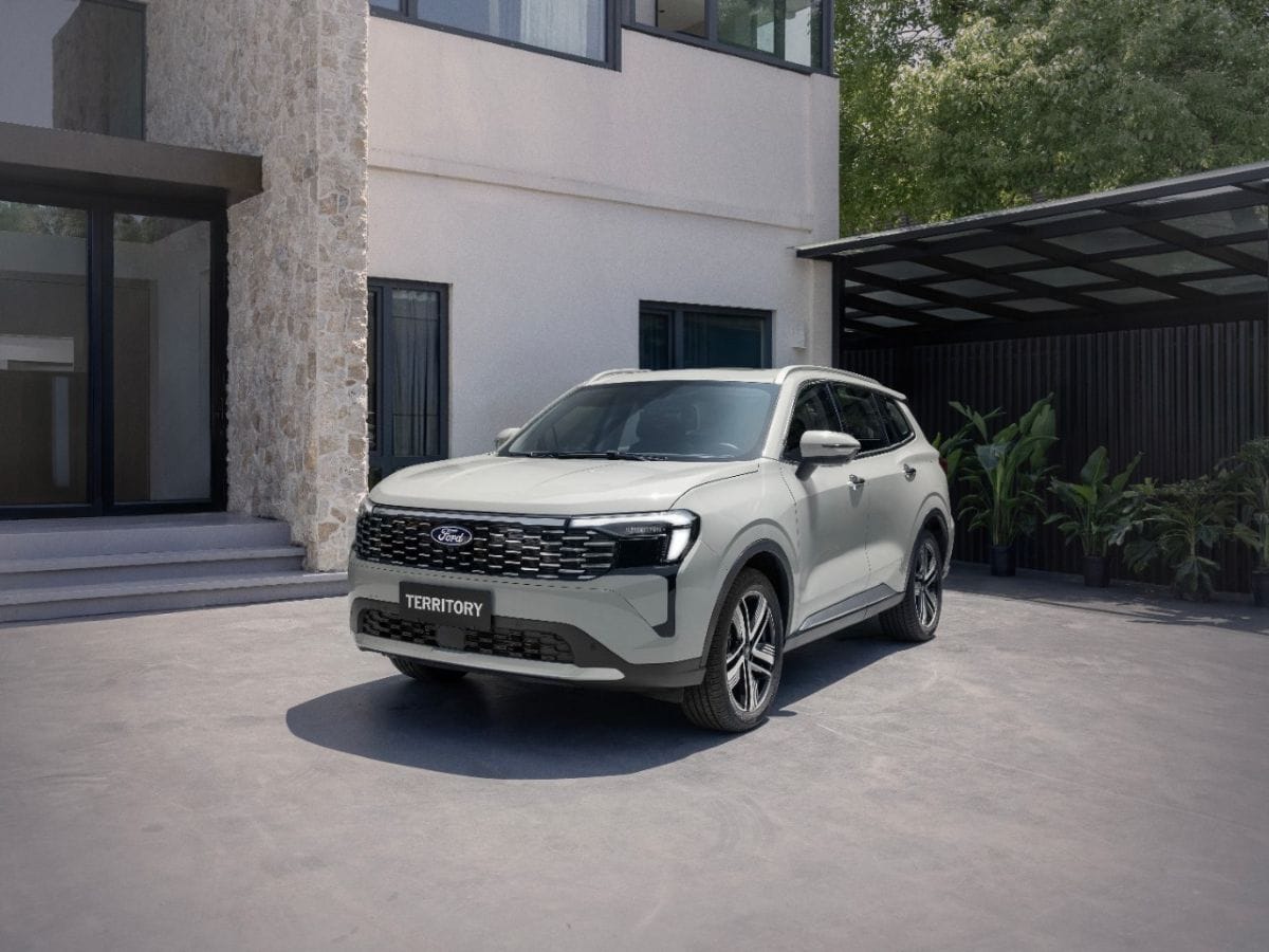 FORD TERRITORY EN COLOMBIA: EL ESPERADO DEBUT QUE TRANSFORMA EL PORTAFOLIO DE LA MARCA DEL OVALO V12MAGAZINE Con la apertura de Ford Academy y el anuncio de la llegada de la Ford Territory a Colombia, la marca del óvalo azul acelera su compromiso con el mercado local. V12MAGAZINE