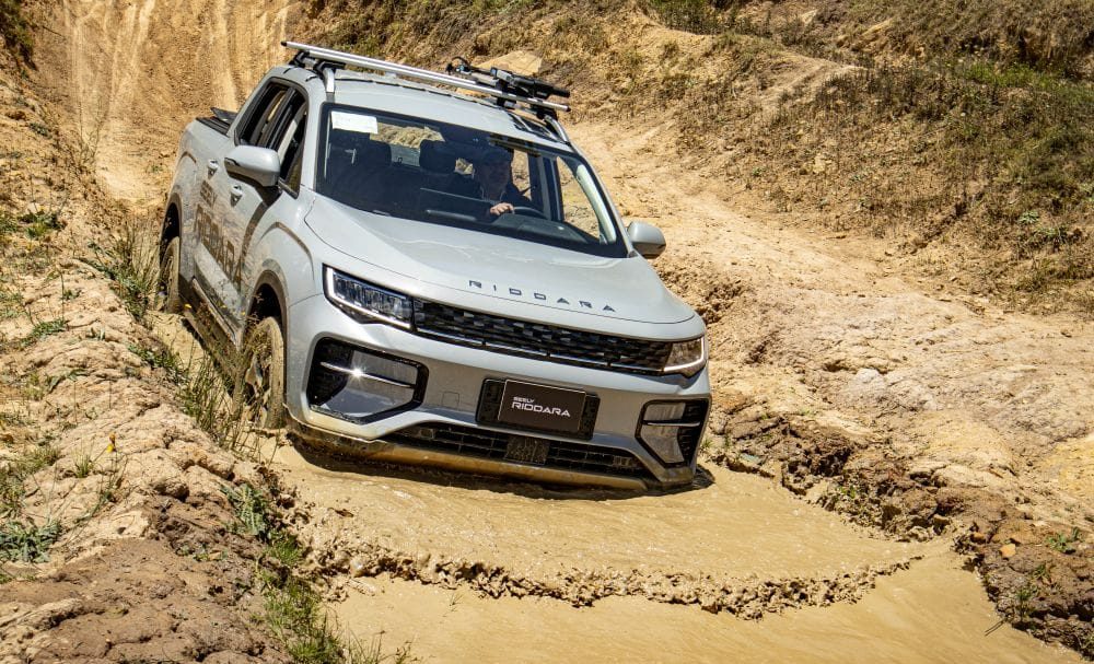 GEELY RIDDARA EN COLOMBIA: LA NUEVA PICK-UP ELÉCTRICA CON 455 KM DE AUTONOMÍA V12MAGAZINE Geely Riddara