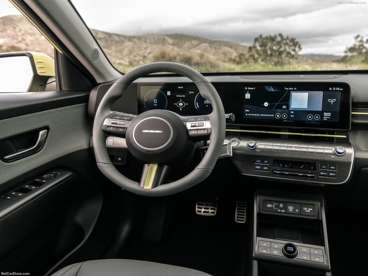 NUEVA HYUNDAI KONA ELÉCTRICA: DISEÑO VANGUARDISTA Y 370 KM WLTP V12MAGAZINE La Hyundai Kona Eléctrica 2026 llega a Colombia con diseño vanguardista, 370 km de autonomía WLTP y la mejor tecnología en seguridad y conectividad. V12MAGAZINE