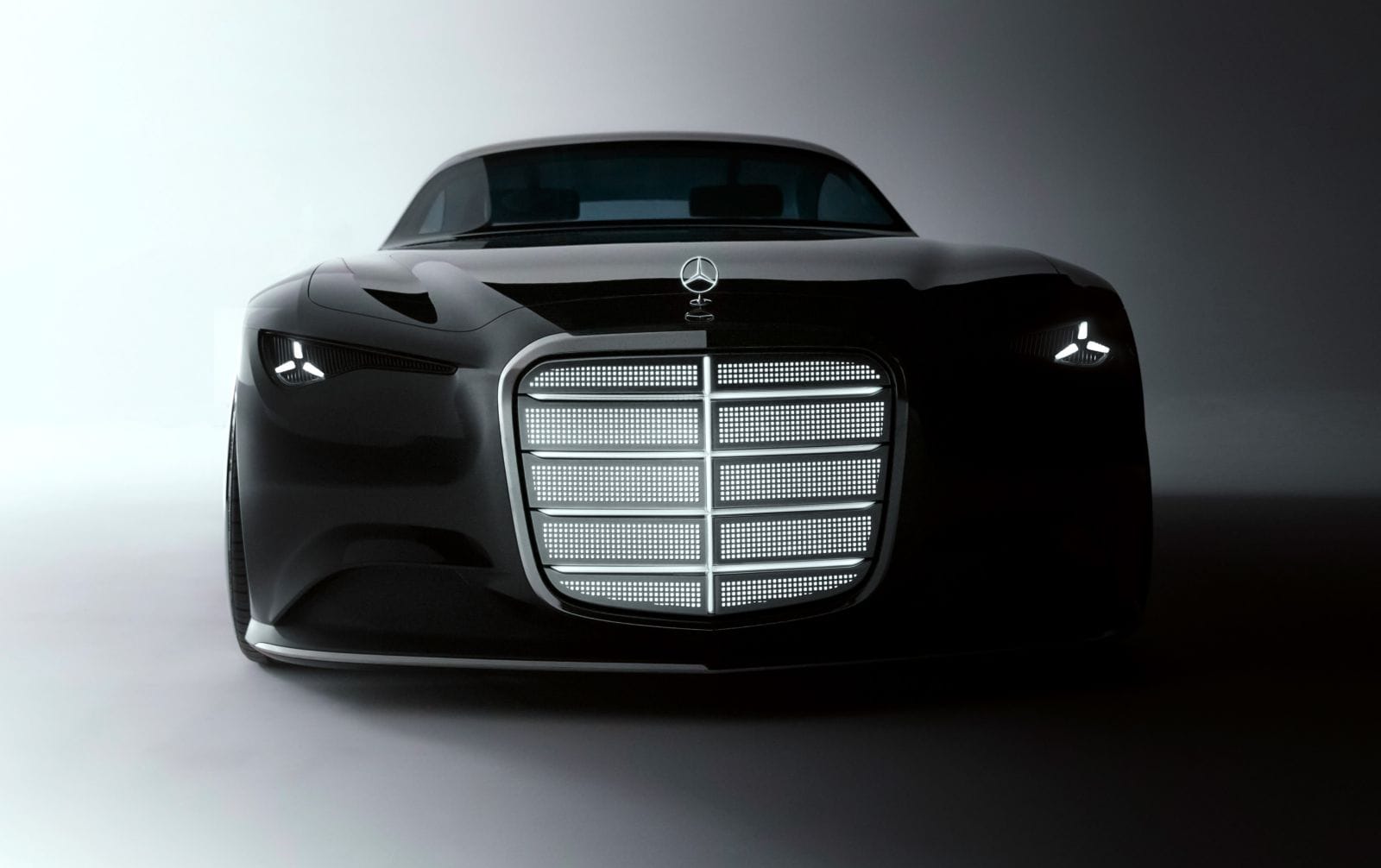 El Mercedes-Benz Vision Iconic redefine el futuro del automóvil con un diseño inspirado en el Art Deco, conducción automatizada de Nivel 4 y tecnología solar. Una obra maestra del lujo futurista. V12MAGAZINE