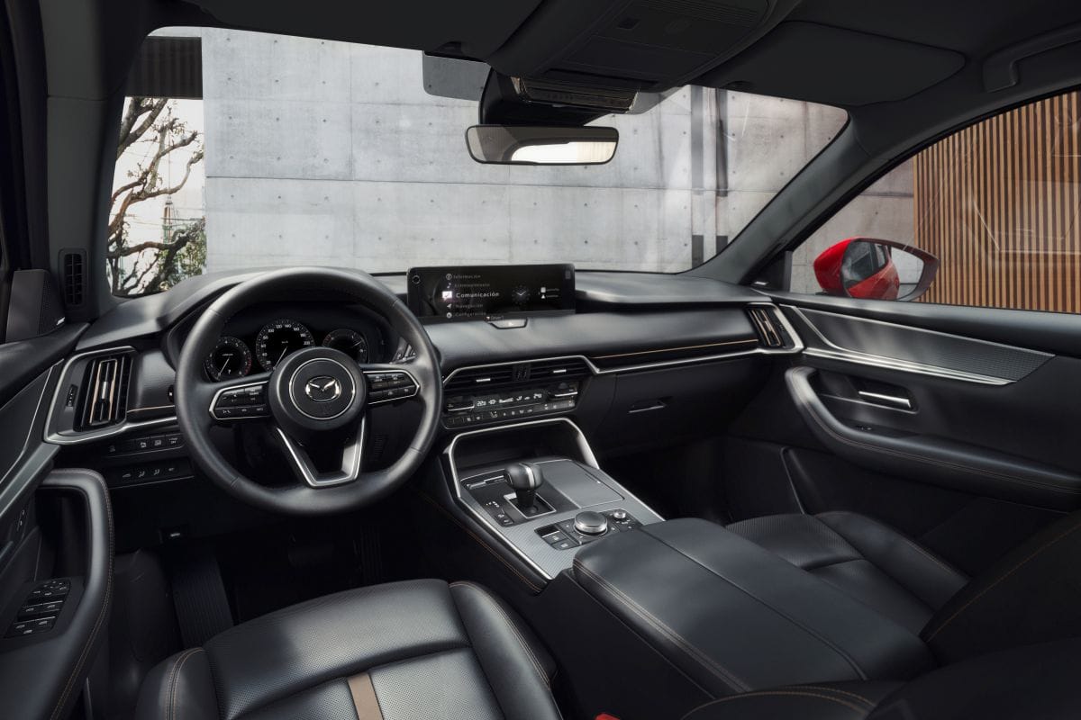 NO LA MIRES, MANÉJALA: LA MAZDA CX-60 HÍBRIDA ENCHUFABLE TE HARÁ CAMBIAR DE IDEA V12MAGAZINE Mazda CX-60 híbrida enchufable llega para redefinir lo que entendemos por un SUV premium con sistema PHEV. Con diseño elegante, potencia envolvente y tecnología de vanguardia, esta Mazda CX-60 híbrida enchufable promete conquistar al mercado colombiano. V12MAGAZINE