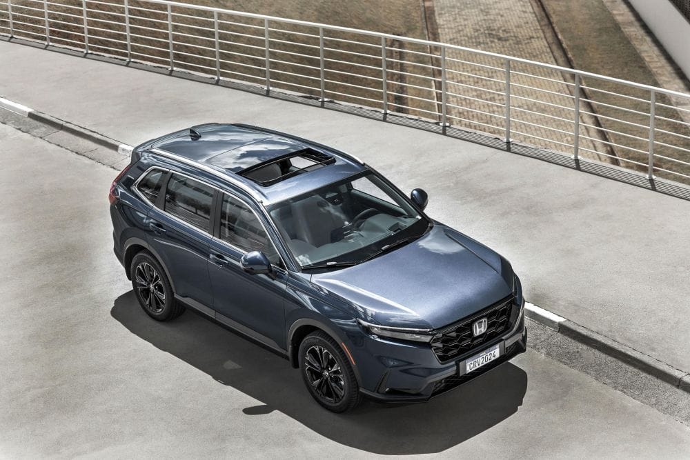 La Honda CR-V Advance Híbrida llega a Colombia con más eficiencia, tecnología, seguridad y tracción AWD. Descubre todos sus detalles, además de la nueva WR-V y la HR-V disponible ya. V12MAGAZINE