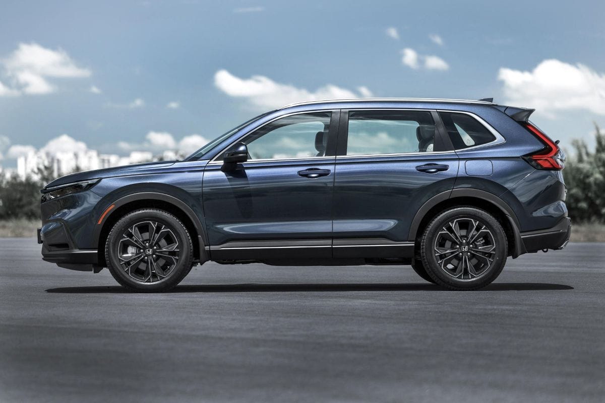 La Honda CR-V Advance Híbrida llega a Colombia con más eficiencia, tecnología, seguridad y tracción AWD. Descubre todos sus detalles, además de la nueva WR-V y la HR-V disponible ya. V12MAGAZINE