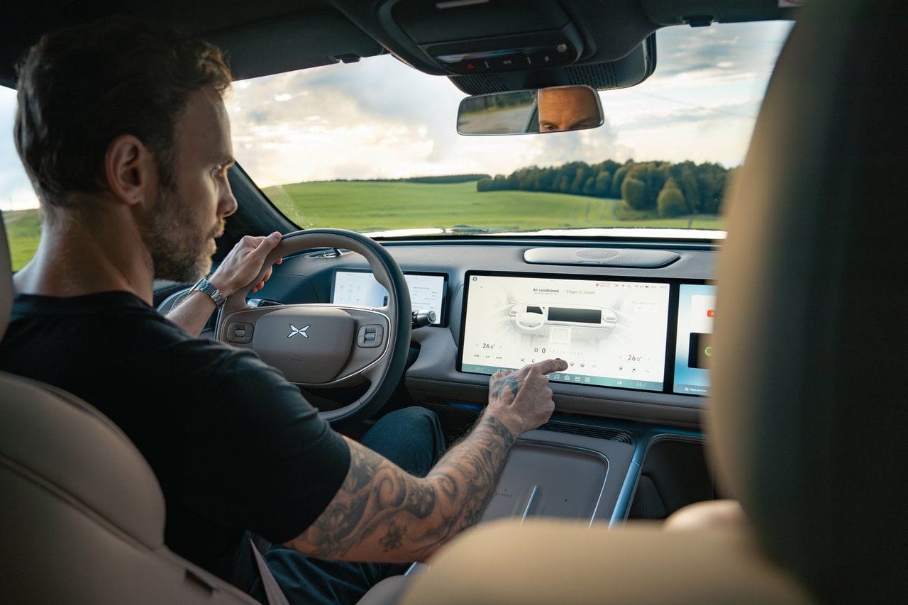 Xpeng llega a Colombia con dos SUVs eléctricas llenas de tecnología, diseño avanzado y autonomía líder. Conoce lo nuevo de la marca respaldada por Inchcape Colombia. V12MAGAZINE