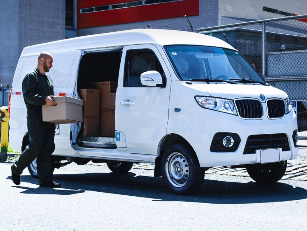 AUTECO BLUE CONSOLIDA UN AÑO DETERMINANTE PARA LA MOVILIDAD ELÉCTRICA EMPRESARIAL EN COLOMBIA V12MAGAZINE Auteco Blue movilidad eléctrica empresarial marca un año decisivo en Colombia, con cifras récord, liderazgo B2B y soluciones eléctricas que ya transforman la operación diaria de cientos de empresas. V12MAGAZINE