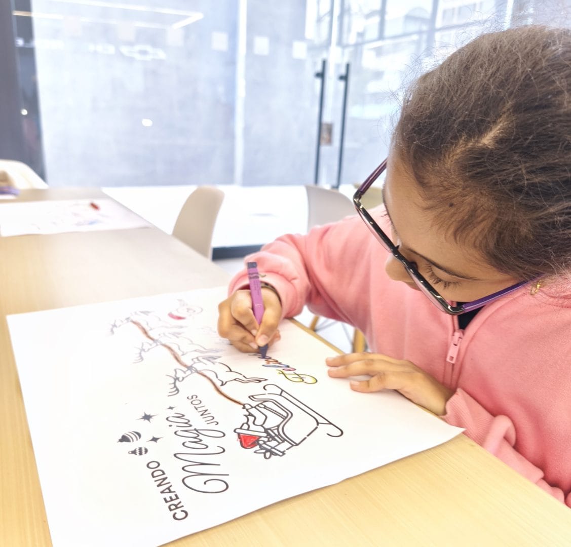 OnStar Chevrolet Navidad convierte cada recorrido en una experiencia especial, combinando tecnología, seguridad y emoción para que las familias vivan la temporada decembrina de una forma diferente. V12MAGAZINE