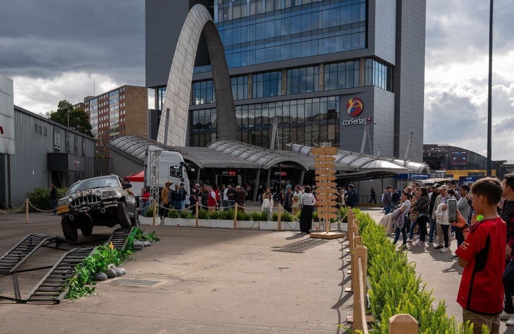 El balance en ventas del Salón del Automóvil de Bogotá revela récords, lanzamientos clave y el impulso que transforma el mercado automotor colombiano. V12MAGAZINE