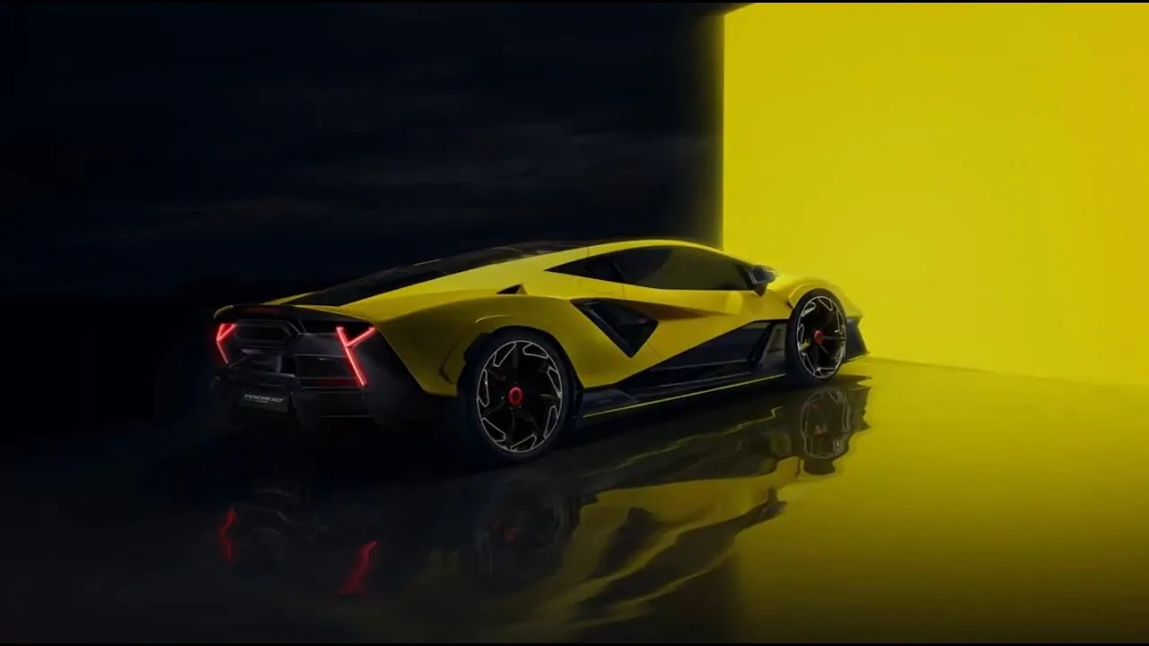 LAMBORGHINI FENOMENO