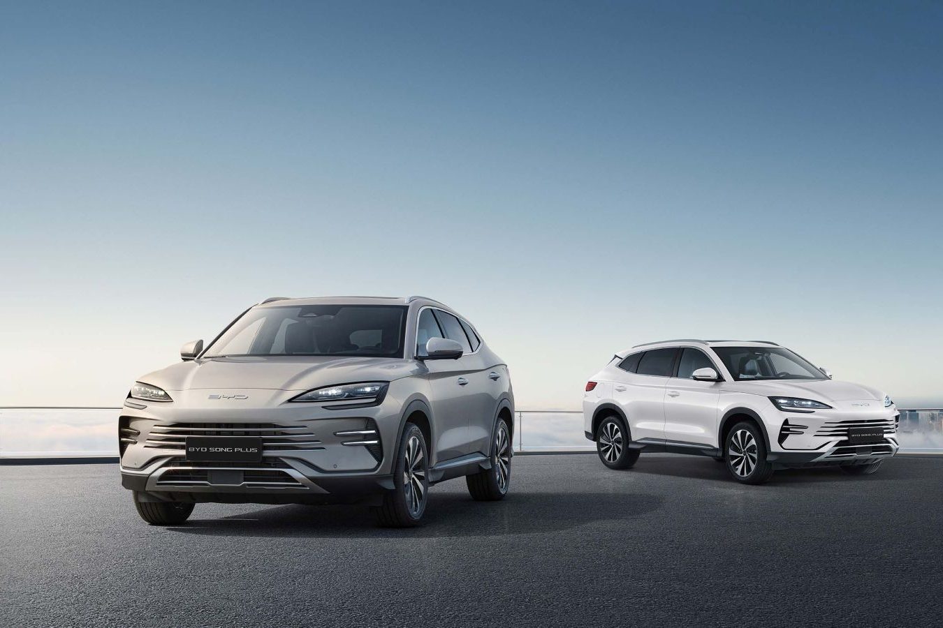 BYD en Colombia encara 2026 con una estrategia enfocada en expansión, posventa y fortalecimiento de su liderazgo dentro de los vehículos eléctricos en el mercado automotor colombiano. V12MAGAZINE