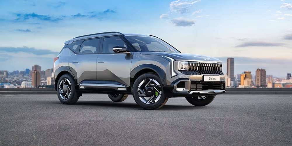 Kia Seltos llega renovado para marcar territorio en el segmento de los SUV subcompactos globales, con diseño audaz, tecnología avanzada y una propuesta pensada para estilos de vida modernos y activos. V12MAGAZINE